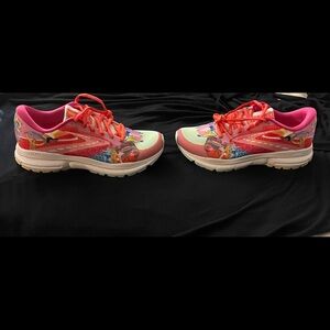 Brooks Trace 3 “Run Proud” running shoes size 8.5, never worn